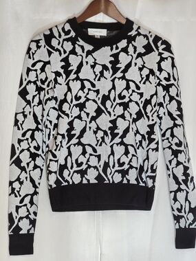 Carven NWOT Black And White Floral Jacquard Knit Crewneck Sweater, Medium